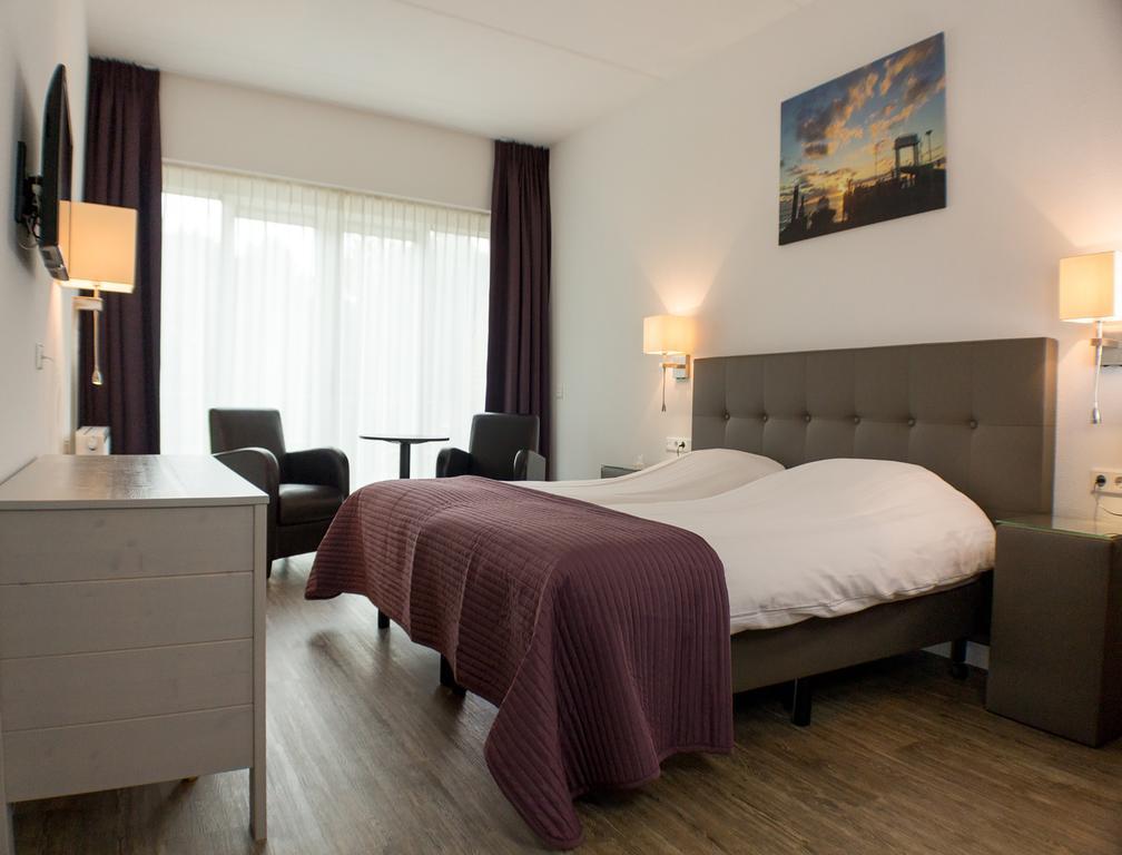 Hotel Cafe Restaurant Duinzicht سخيرمونيكوخ الغرفة الصورة